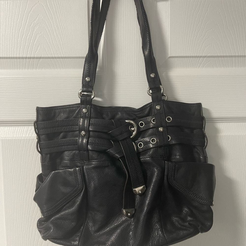 B Makowsky black genuine leather large shoulder bag. Good preowned condition